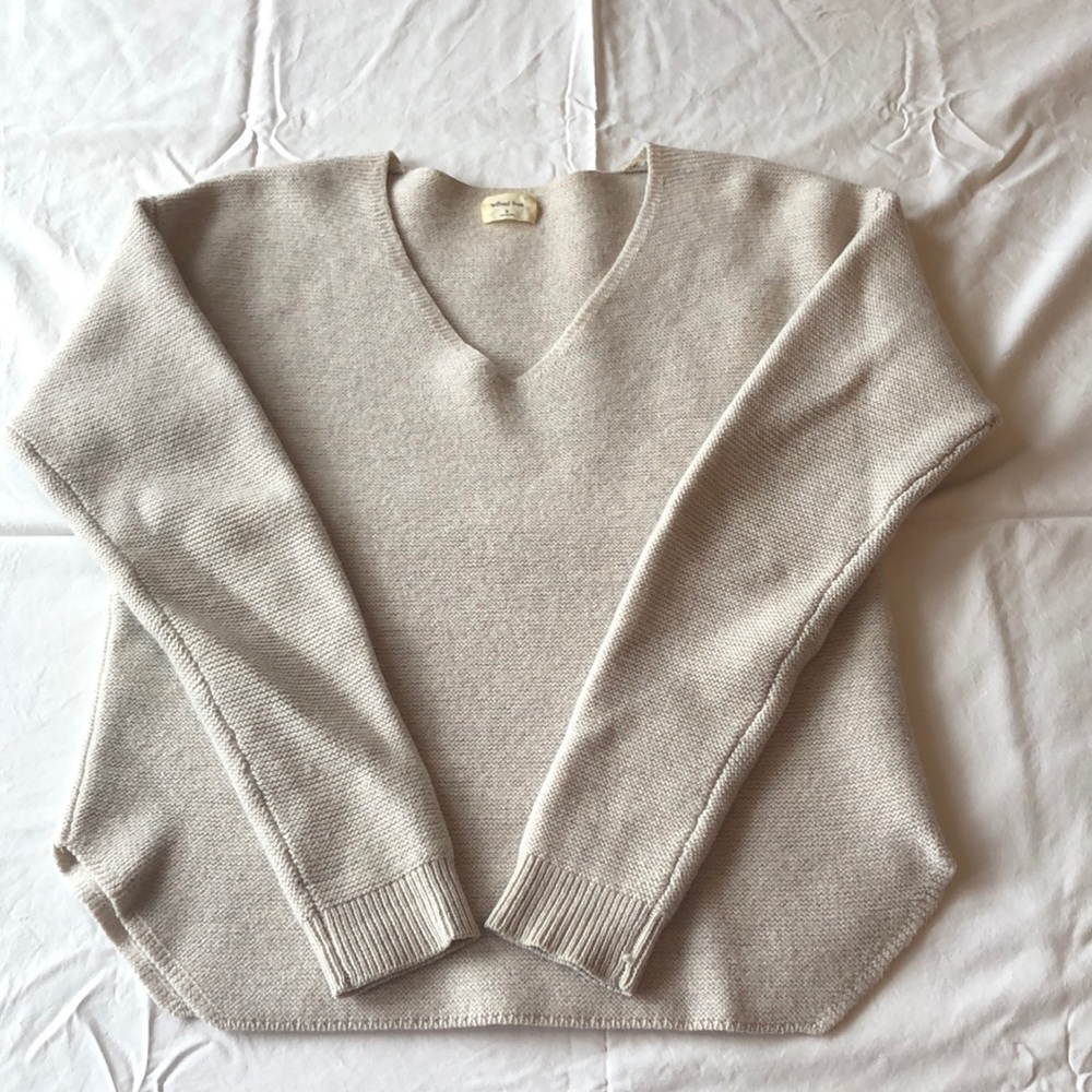 Wilfred Free v-neck sweater